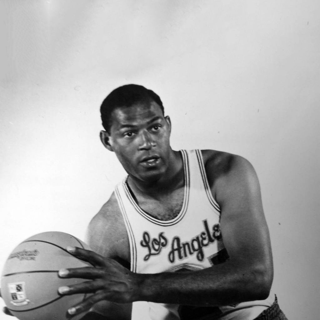 Seattle University, led by Johnny and Eddie O'Brien, defeats the Harlem  Globetrotters on January 21, 1952. 