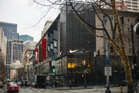 Nike store open hours cheap seattle