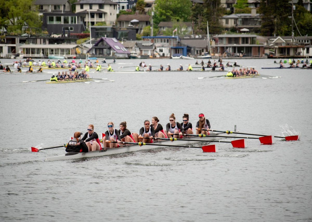 Seattle+U+women%E2%80%99s+rowing+team+crossing+the+finish+line+during+the+Cascade+Cup+V8%2B+race+at+the+Windermere+Cup.