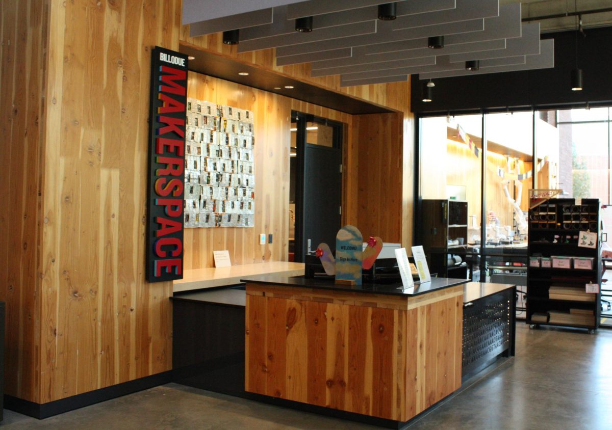 The entrance and Front Desk to the Billodue Makerspace.